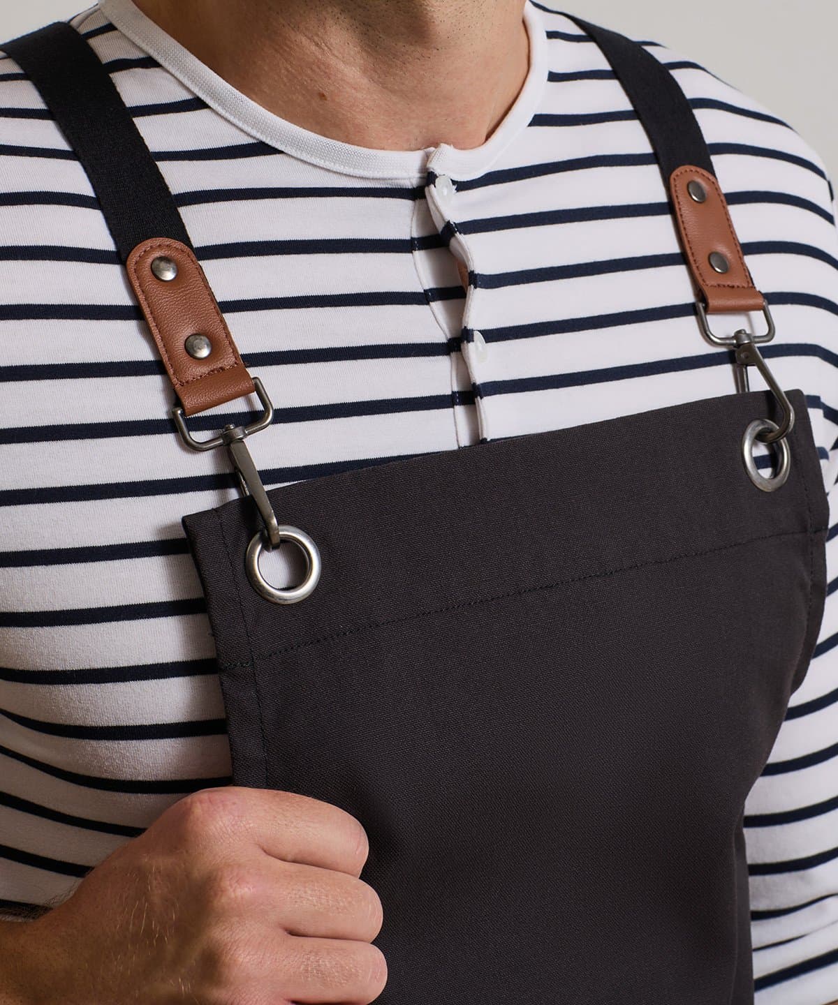 Premium Personalised embroidered Apron with pockets thumbnail 4